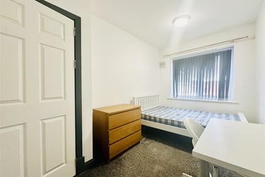 3 bed flat, Trent Bridge Buildings, West Bridgford, Nottingham, NG25FB - Image 9